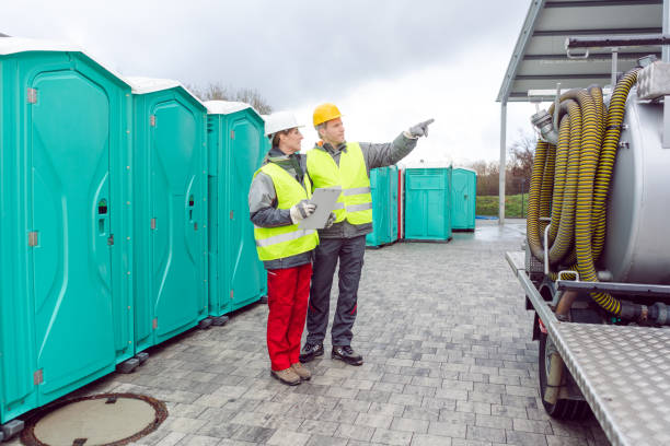 Best Deluxe Portable Toilet Rental  in Gratton, VA
