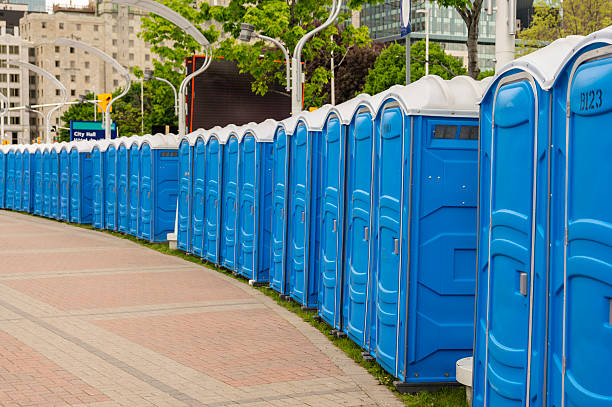 Best Standard Portable Toilet Rental  in Gratton, VA