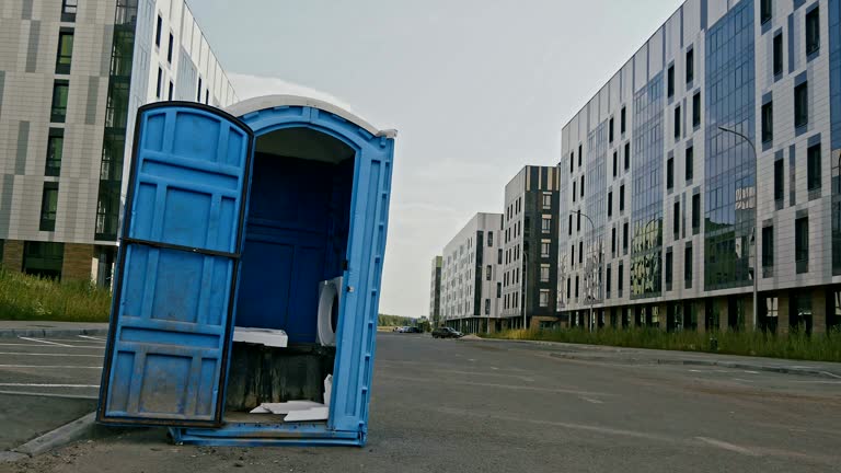 Best Portable Restroom Servicing (Cleaning and Restocking)  in Gratton, VA